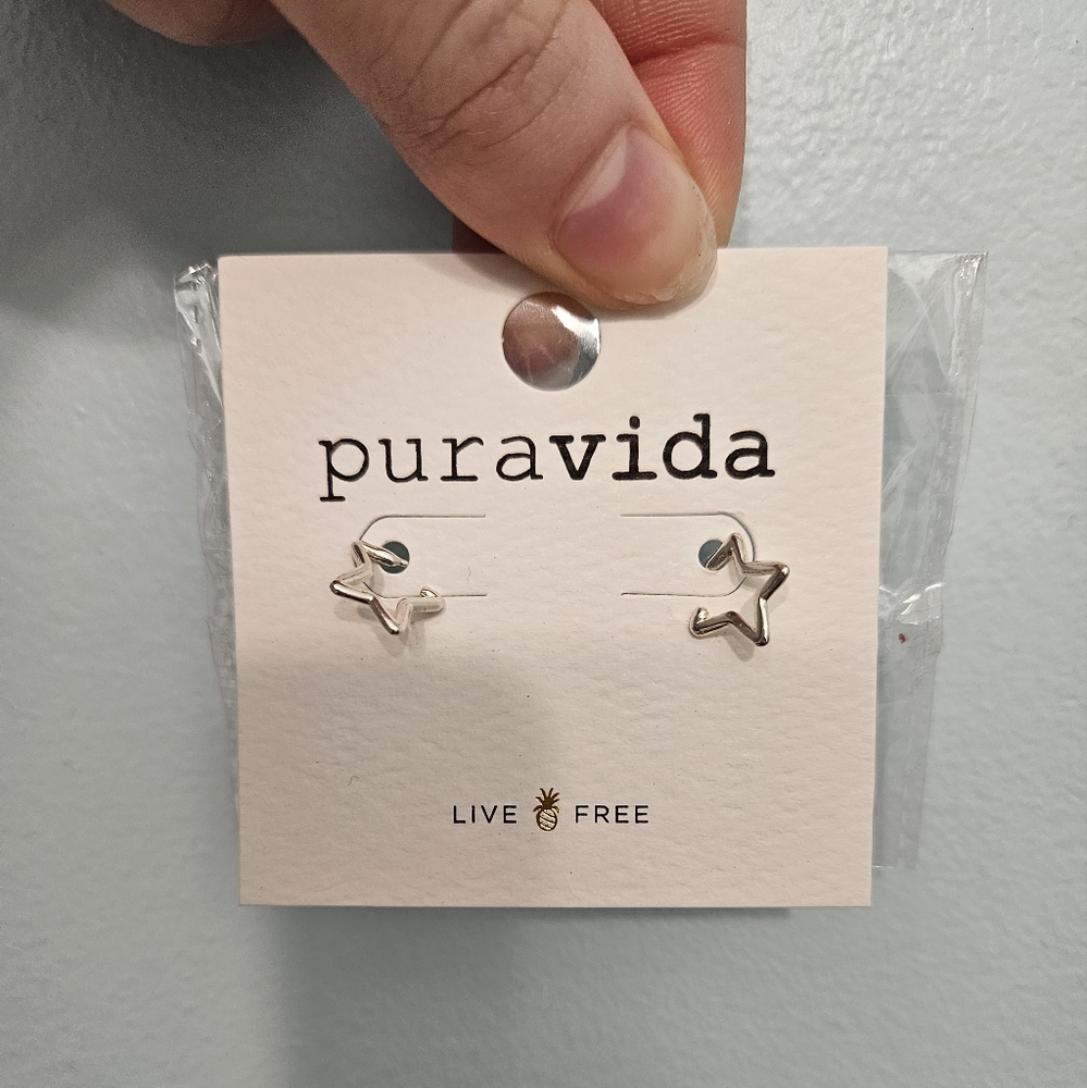 Puravida silver star earings